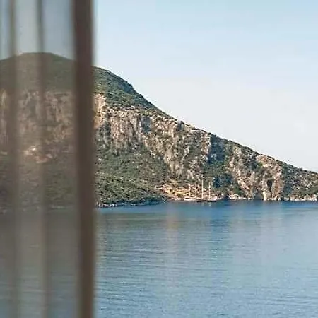 Asfiya Sea View Szálloda 3*